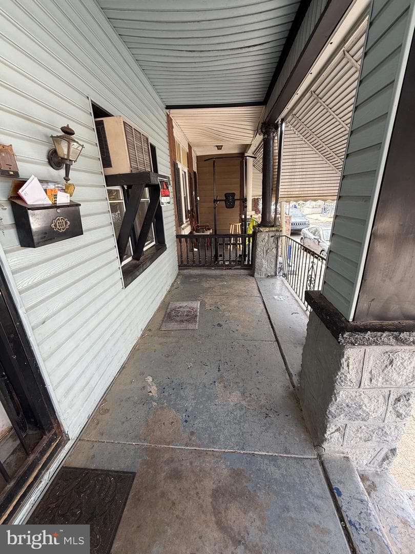 5314 Upland Street photo 2