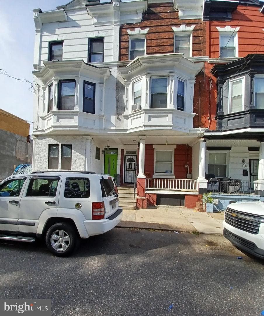 2238 N Natrona Street photo 3