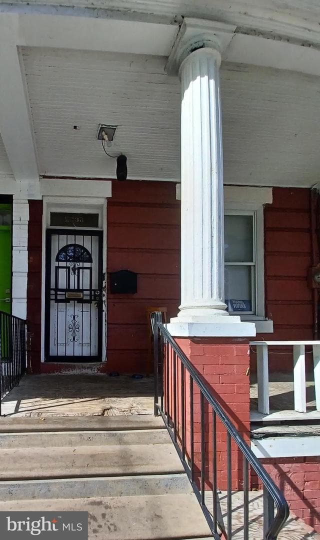 2238 N Natrona Street photo 4
