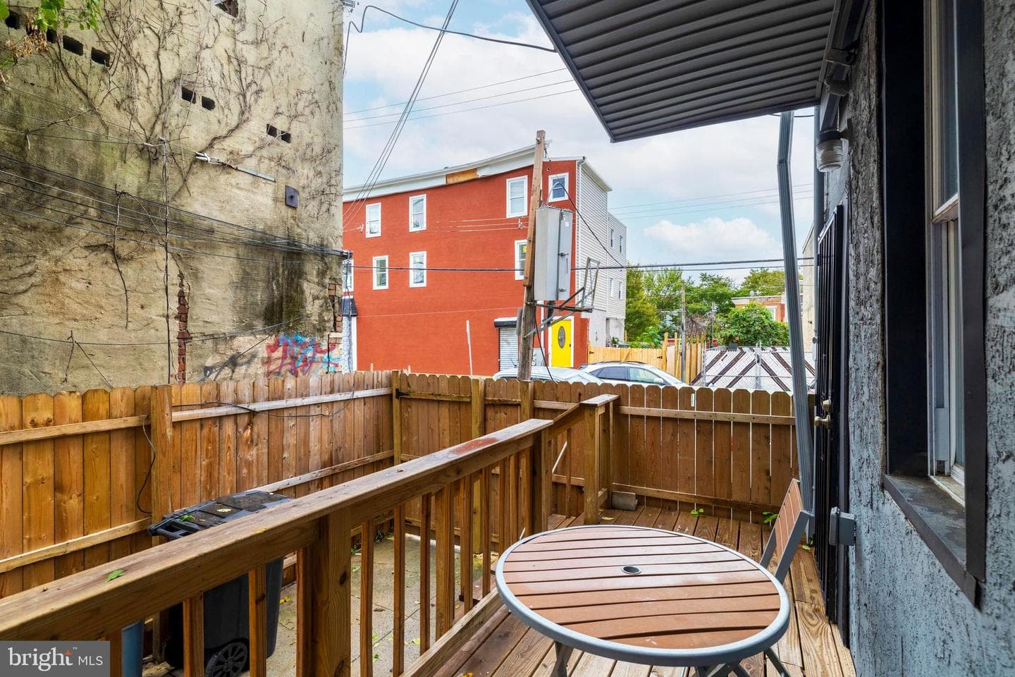 2401 N Hollywood Street photo 24