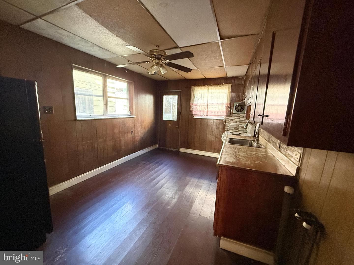 639 Durfor St photo 25