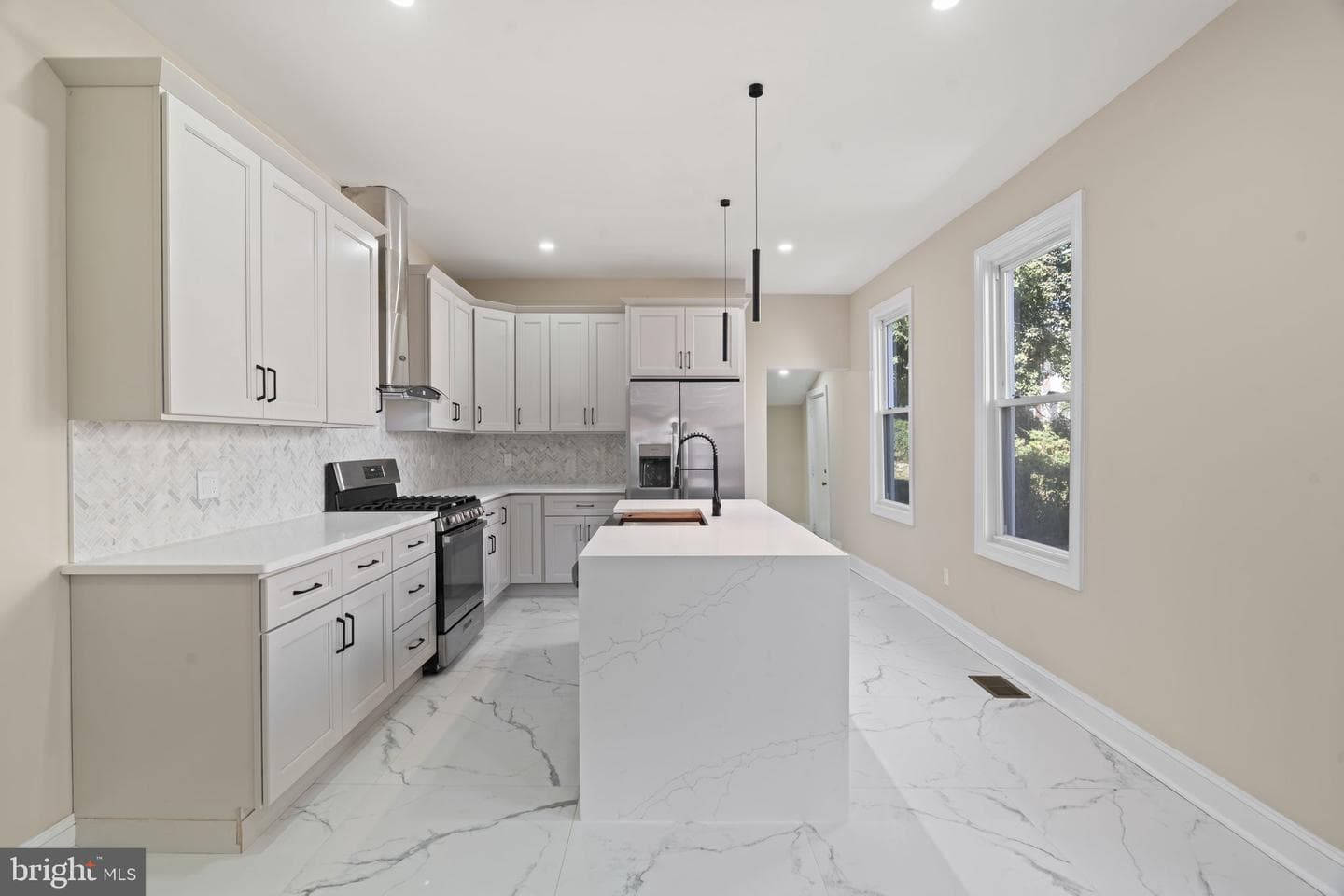4938 Mulberry Street photo 10