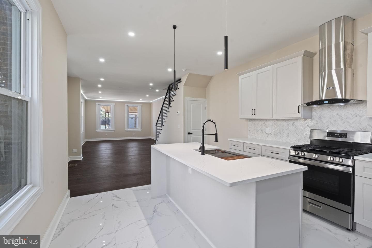 4938 Mulberry Street photo 13