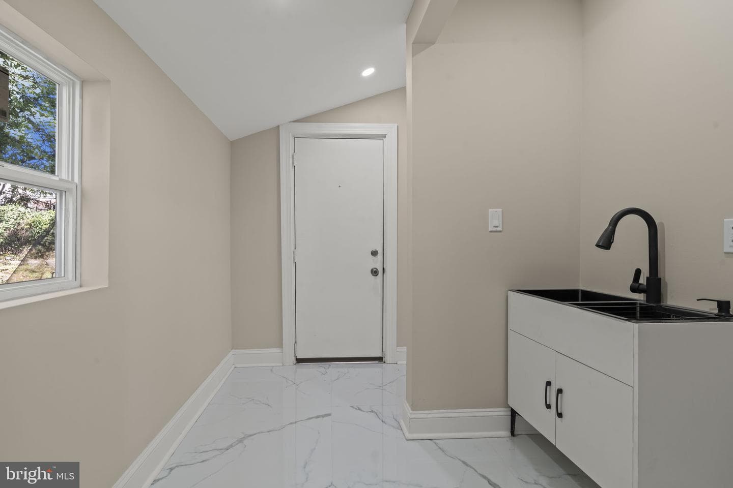 4938 Mulberry Street photo 16