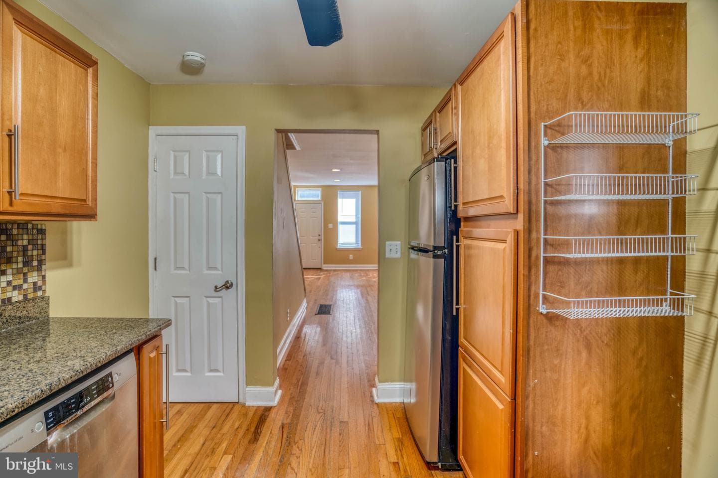 2660 Memphis St photo 18