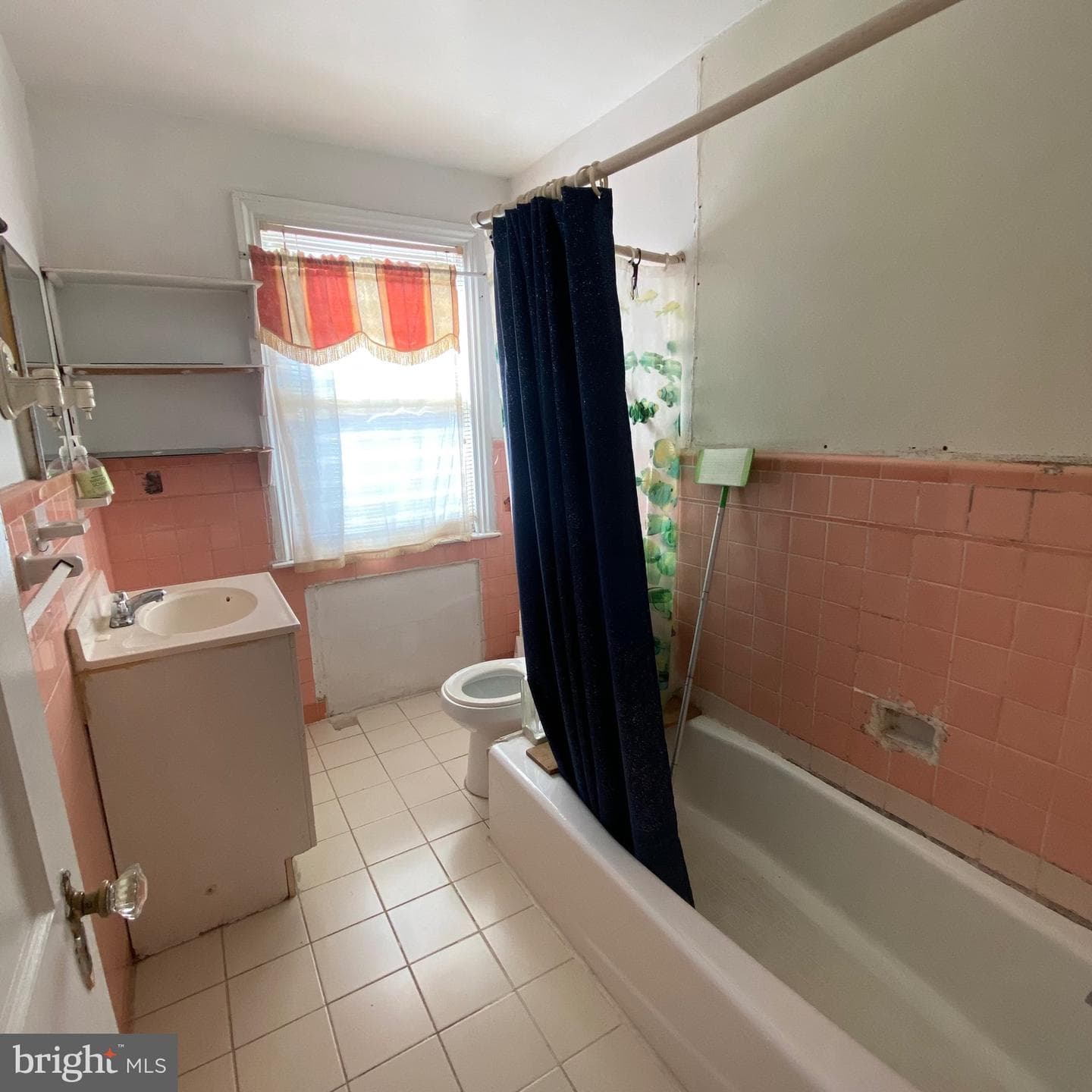 5233 Montour Street photo 11