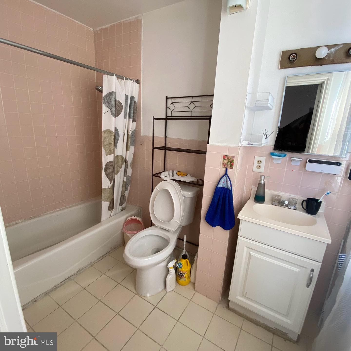 5233 Montour Street photo 12