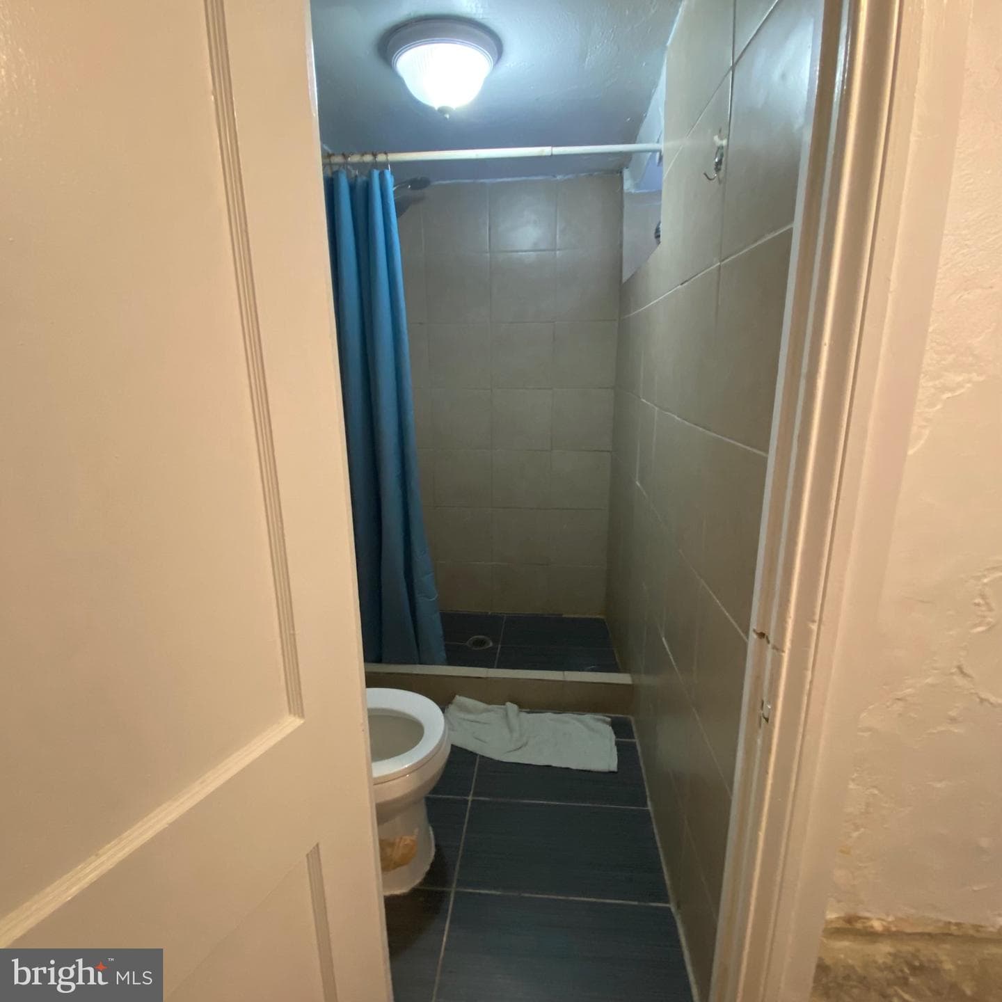 5233 Montour Street photo 16