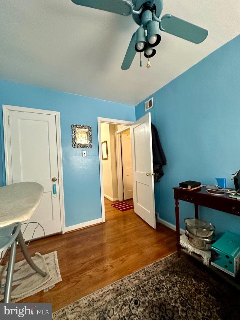 6305 Elmhurst Street photo 14