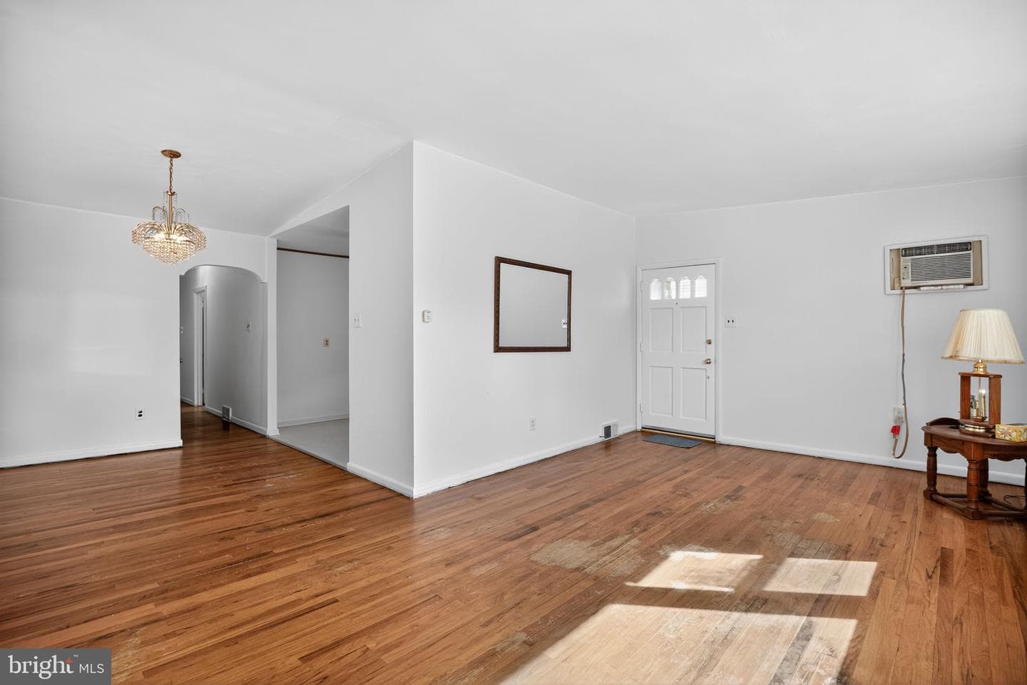 599 Wartman Street photo 5
