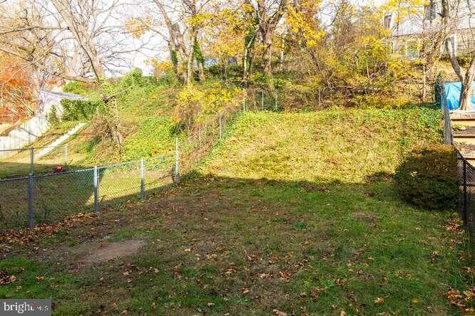 7521 Valley Avenue photo 13