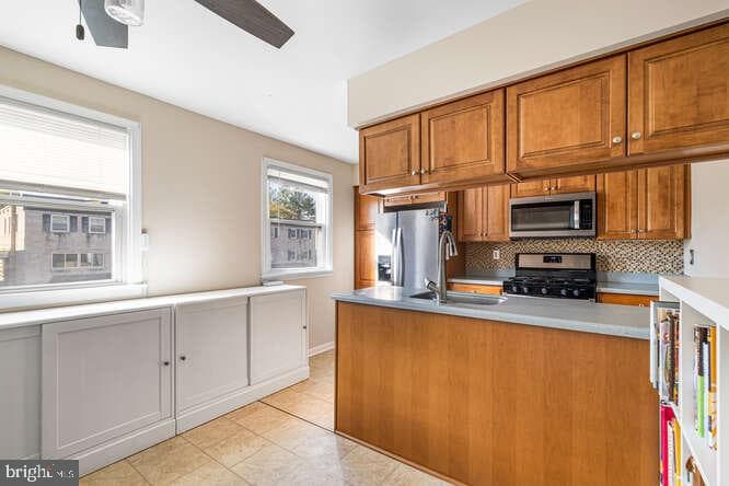 7521 Valley Avenue photo 8