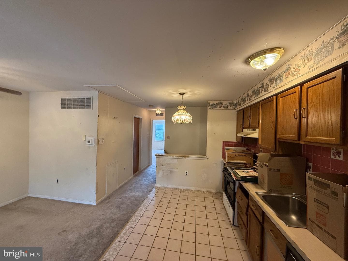 12704 Knights Road photo 6