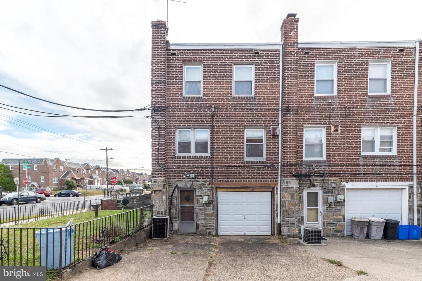 6848 Eastwood Street photo 32