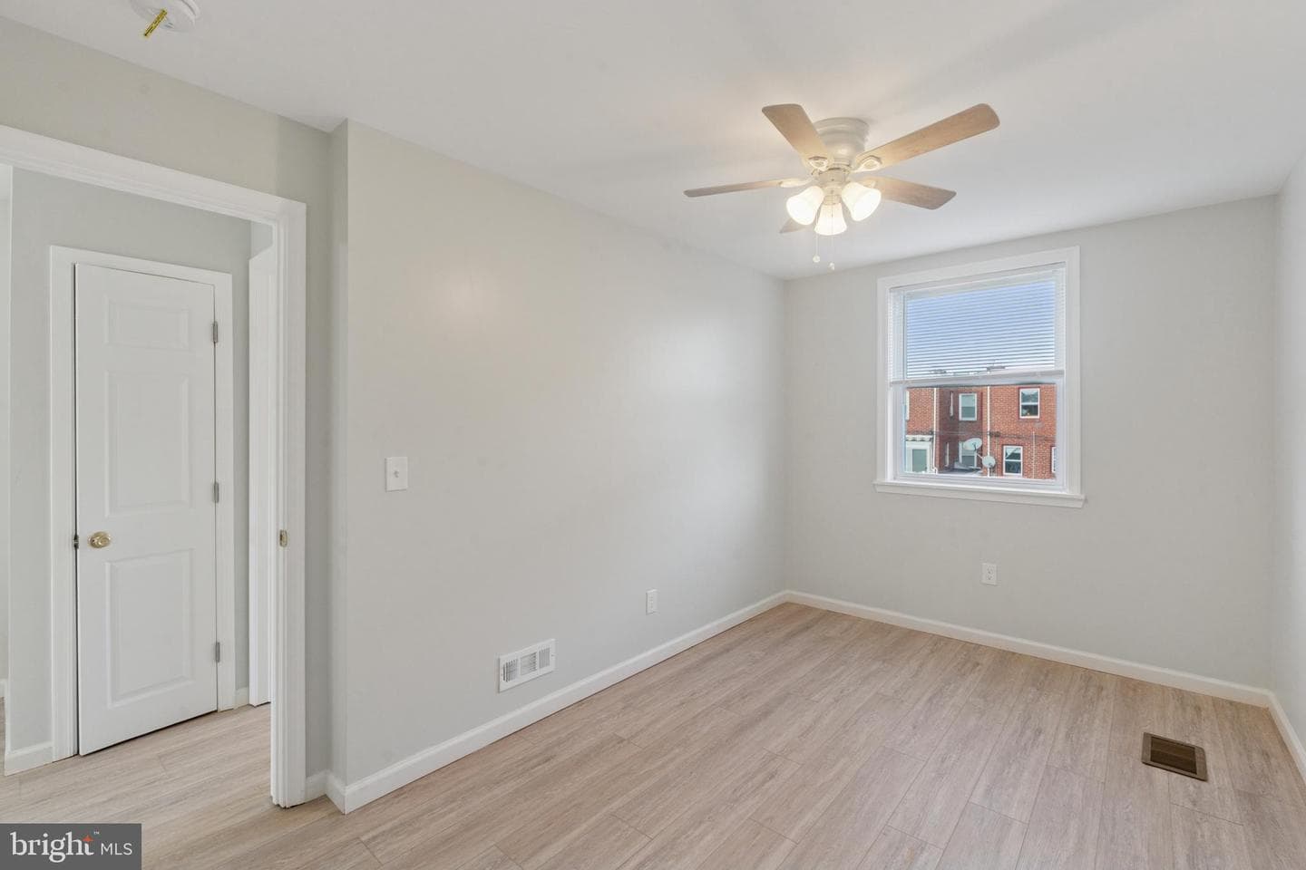 8327 Forrest Avenue photo 4