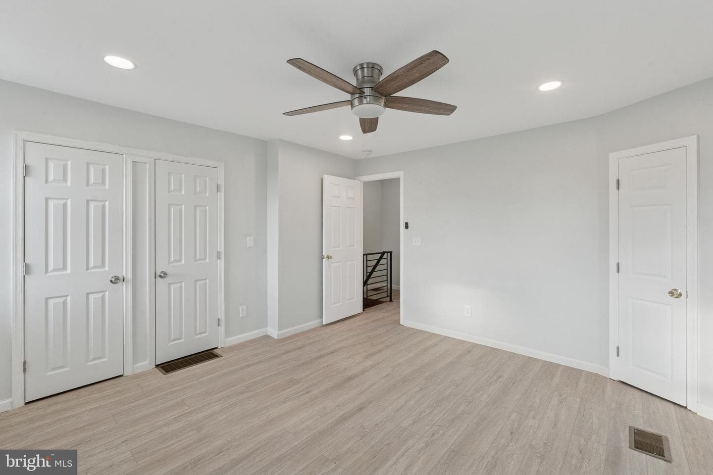 8327 Forrest Avenue photo 5