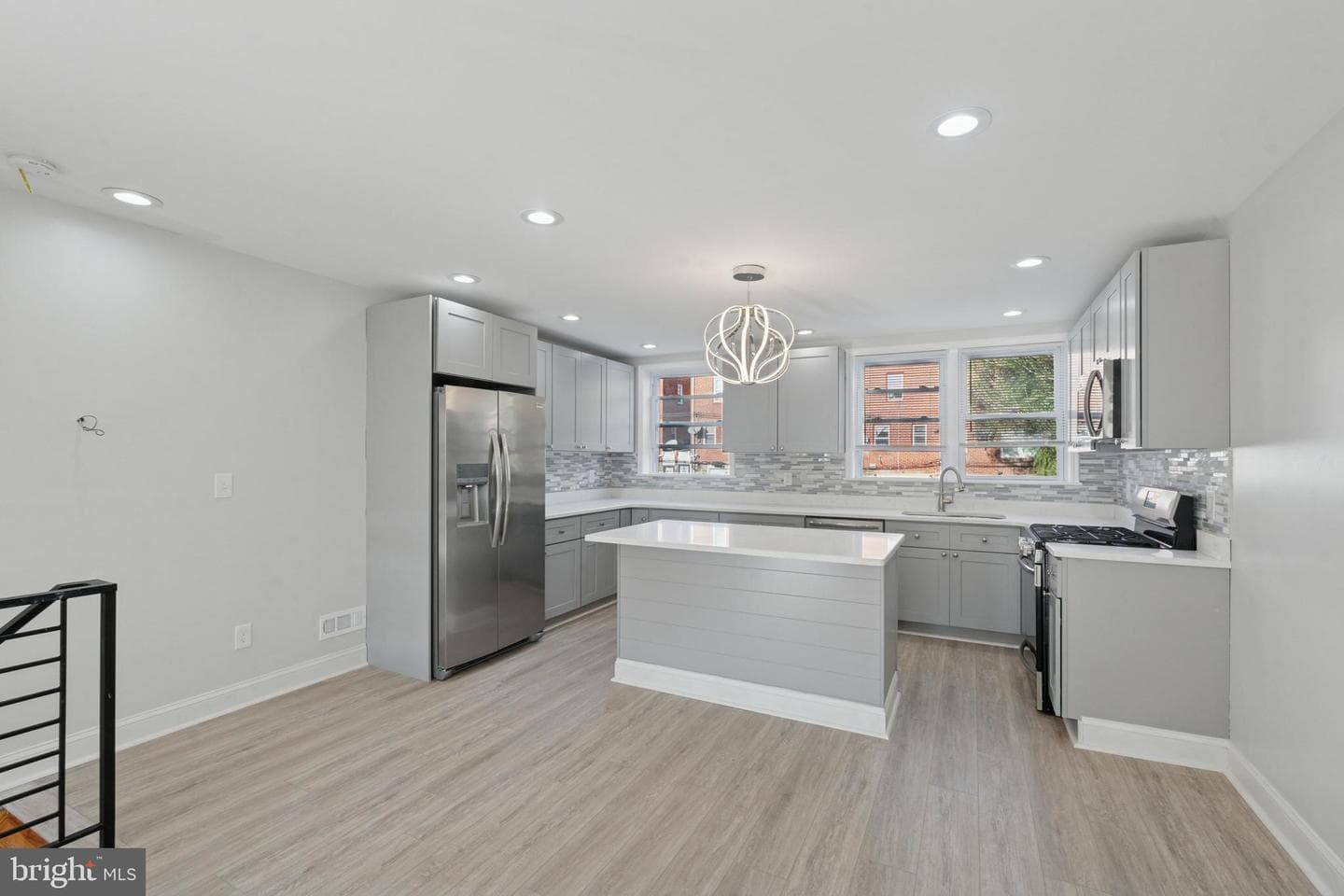 8327 Forrest Avenue photo 9