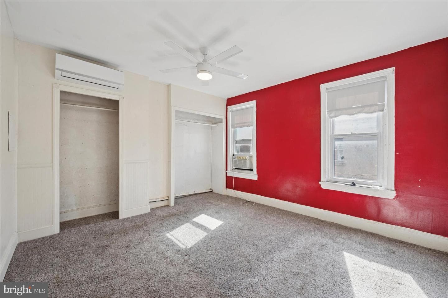 1039 W Russell Street photo 11