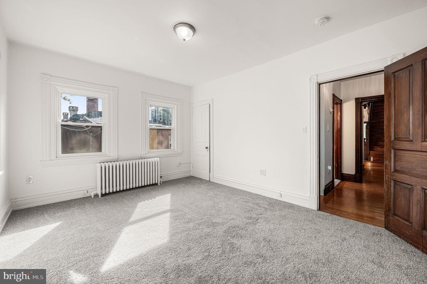 5113 Pulaski Avenue photo 22