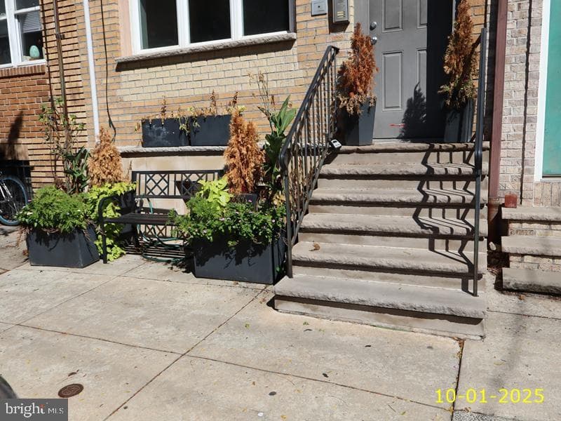 1815 Bainbridge Street #2 photo 5