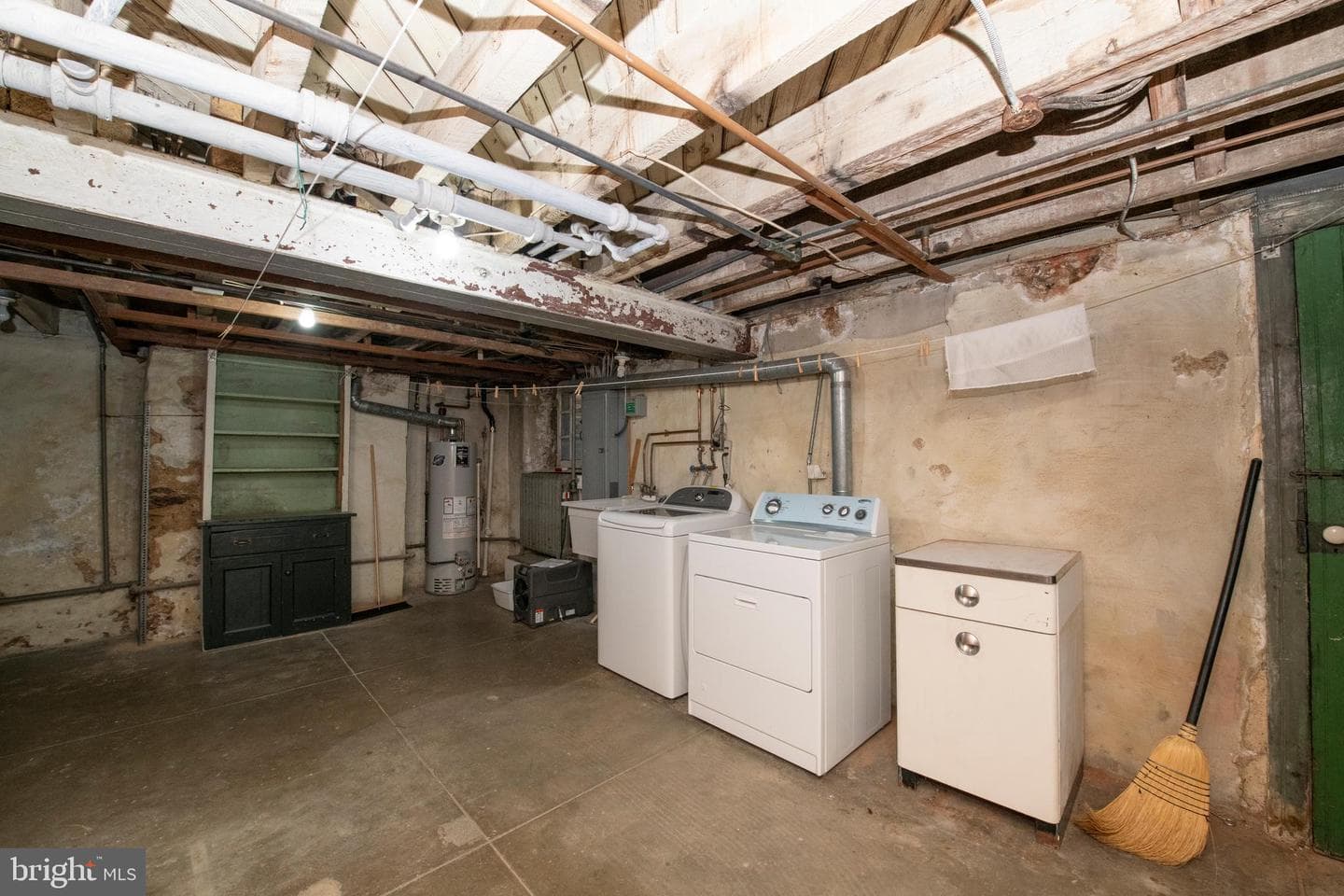 3122 W Penn Street photo 57