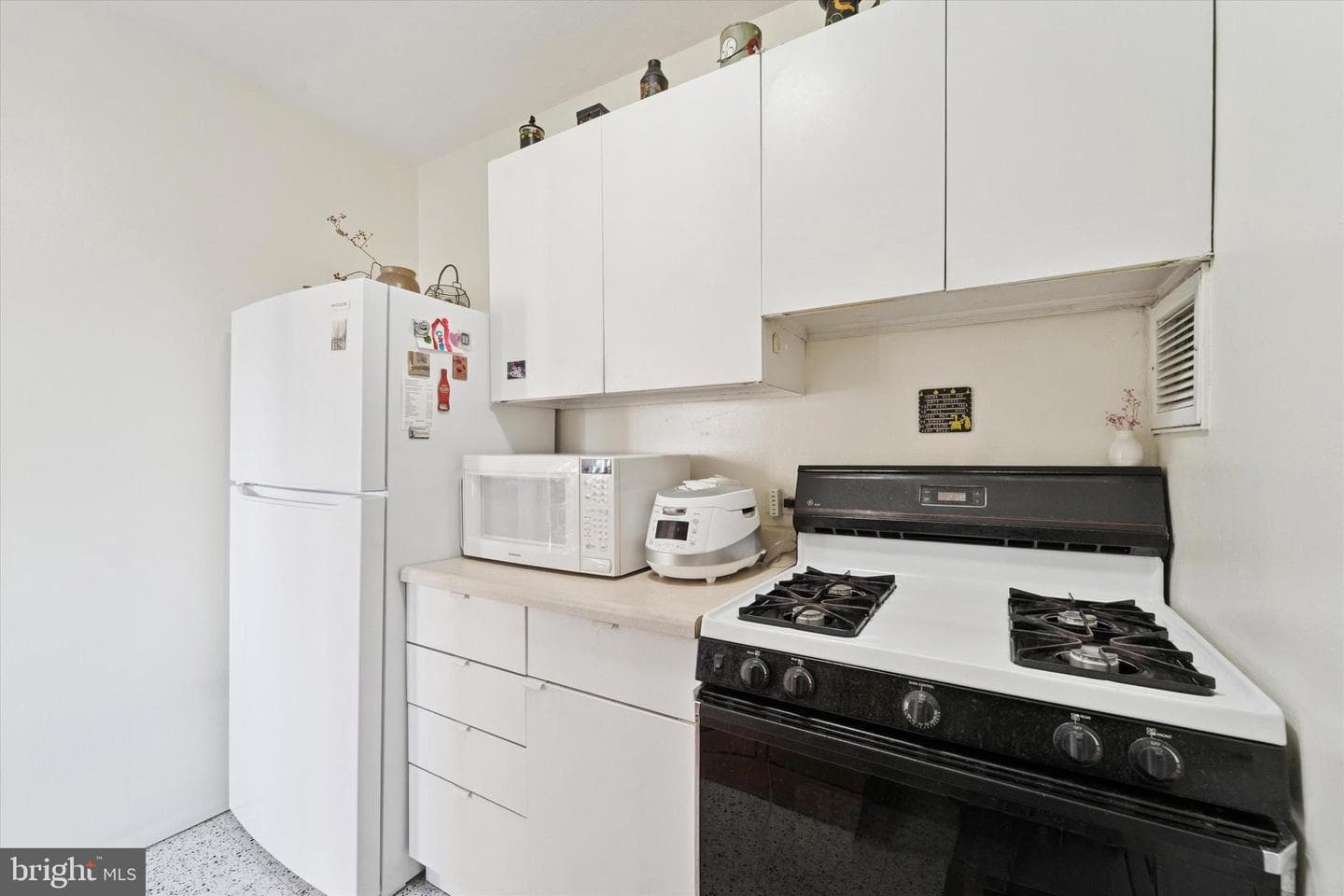 220 Locust Street #9hs photo 8