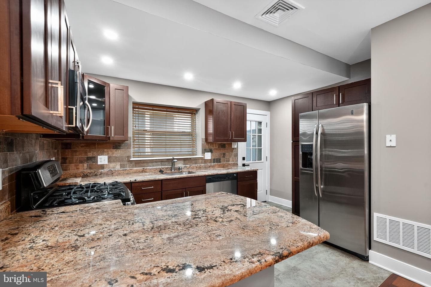 1730 S Orianna Street photo 17