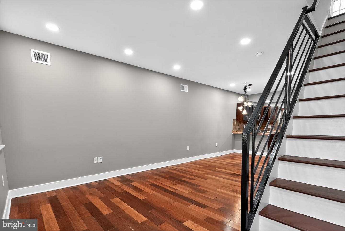 1730 S Orianna Street photo 18