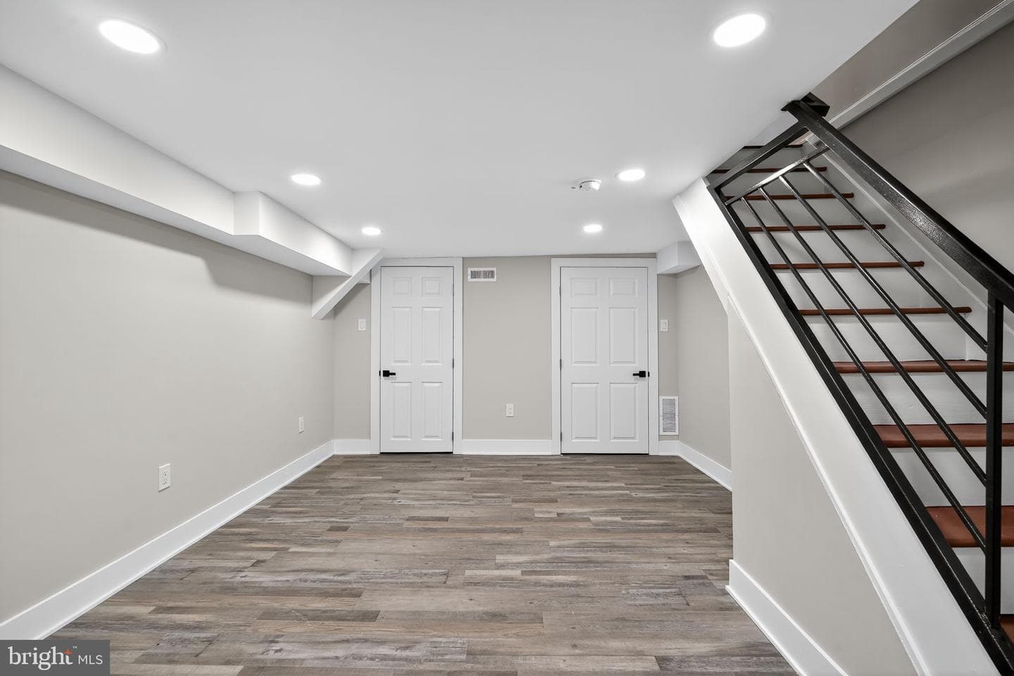 1730 S Orianna Street photo 27