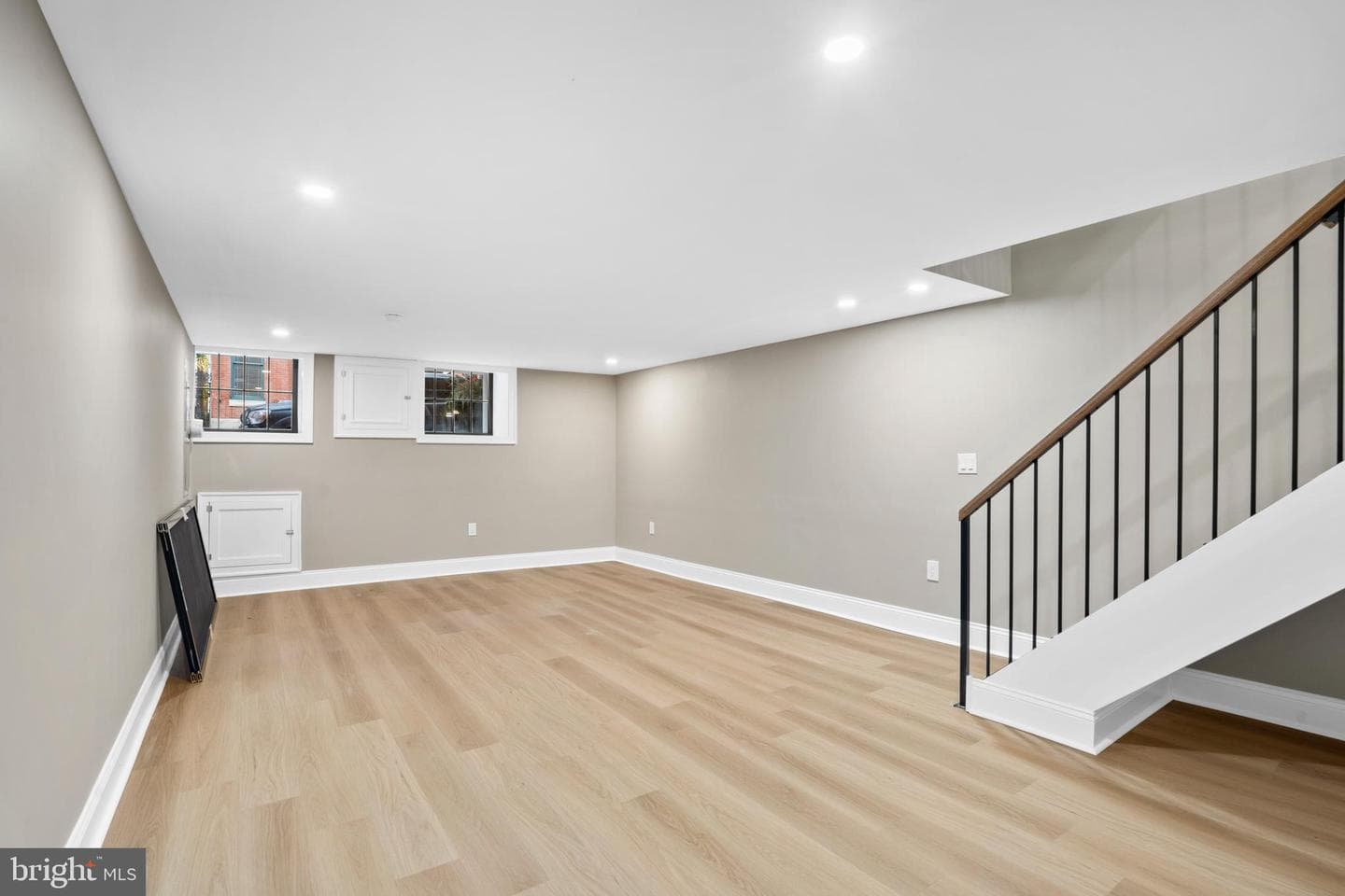 2214 Mount Vernon Street photo 46