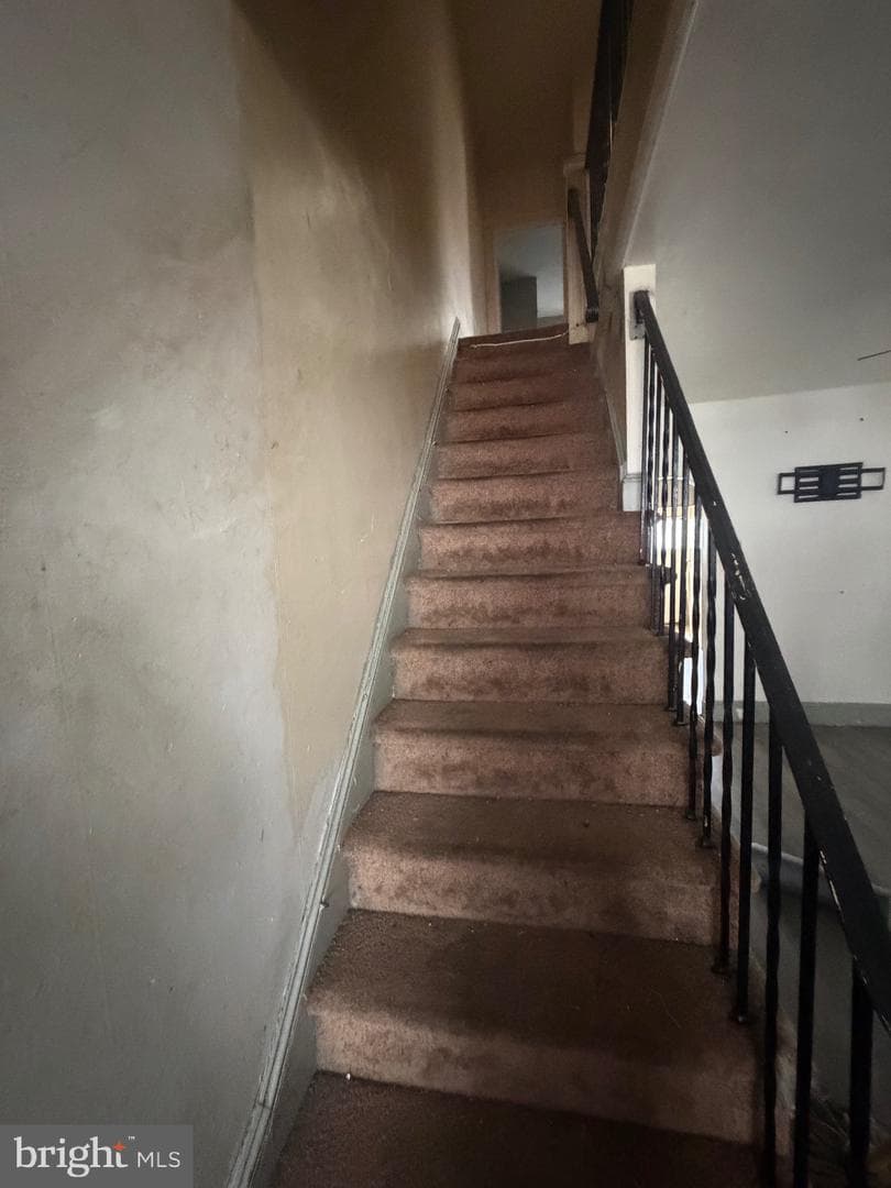 6054 N American Street photo 2