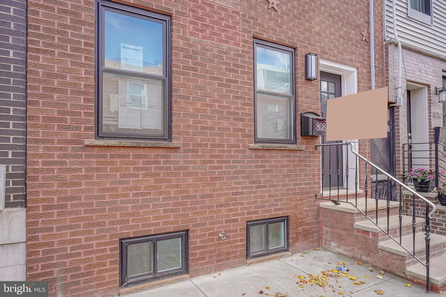 808 Fernon Street photo 2