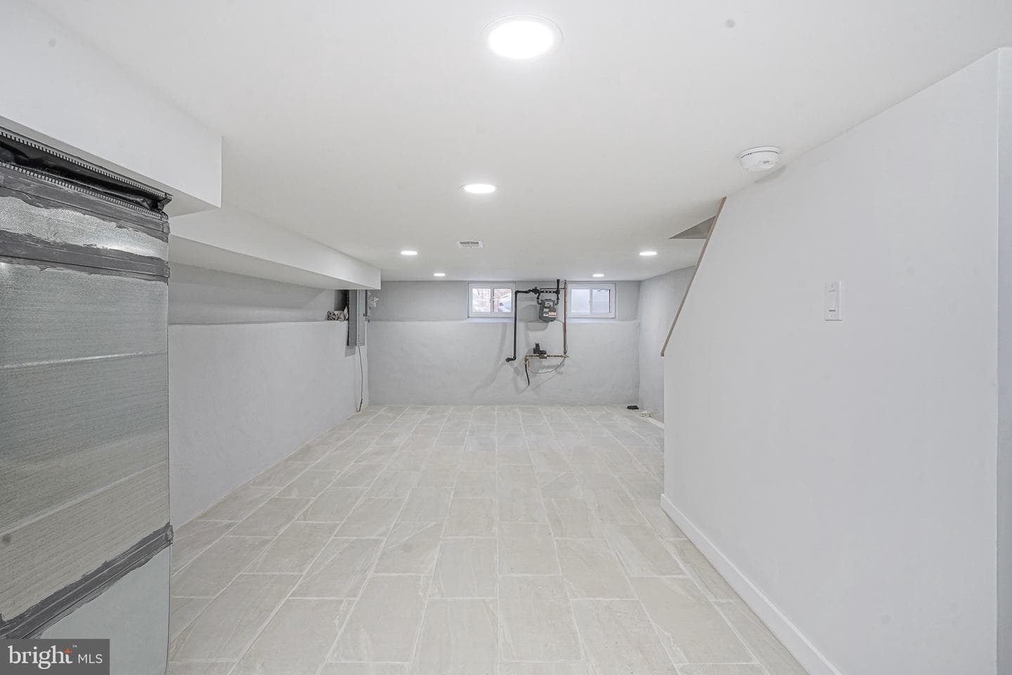 808 Fernon Street photo 31