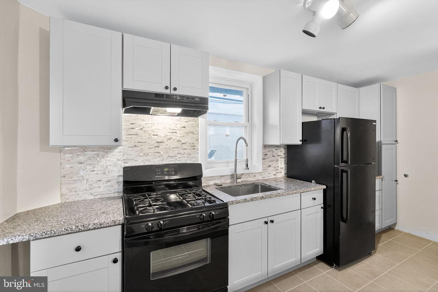 5712 Sansom Street photo 16