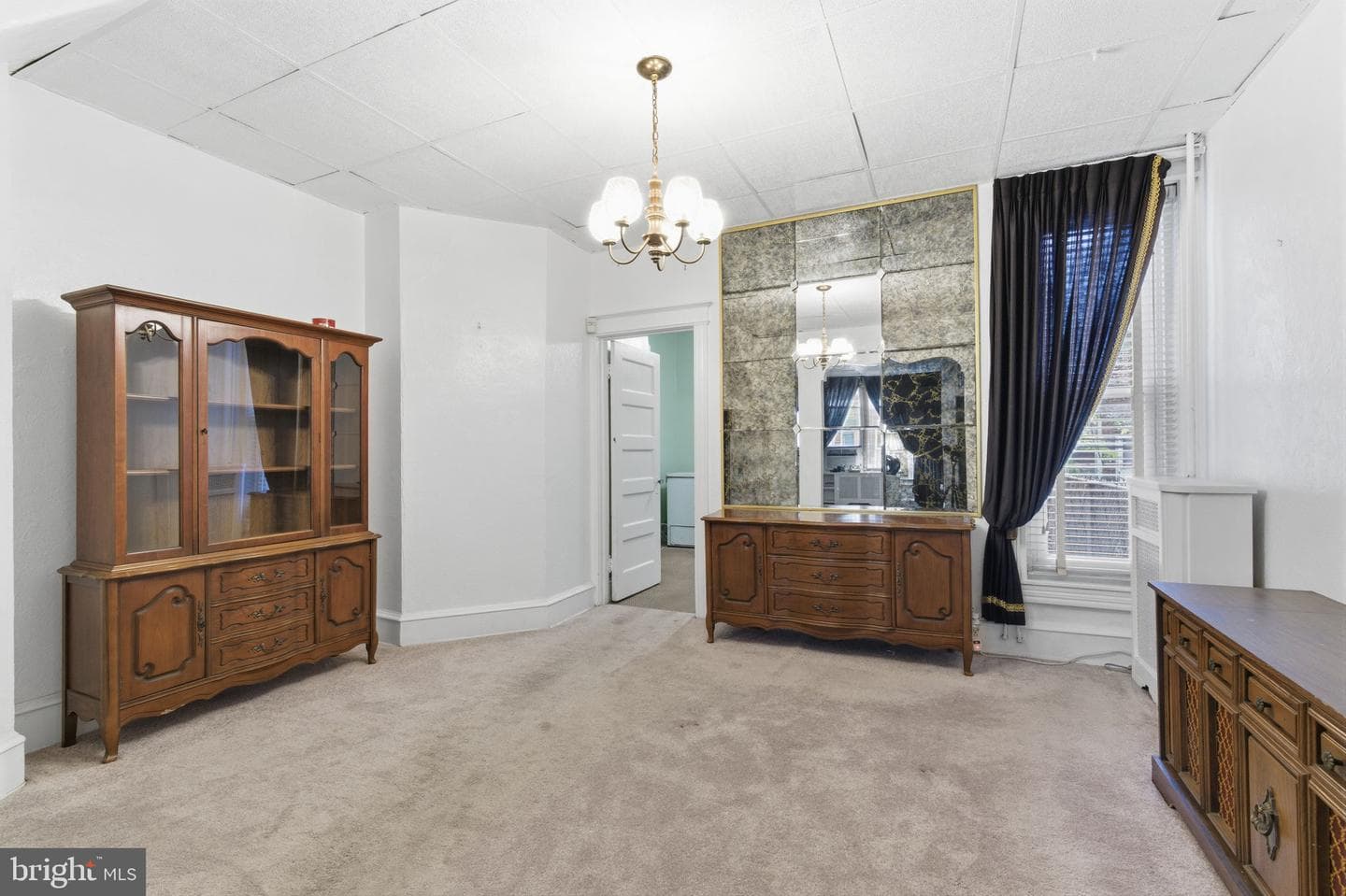 3827 N Gratz Street photo 5