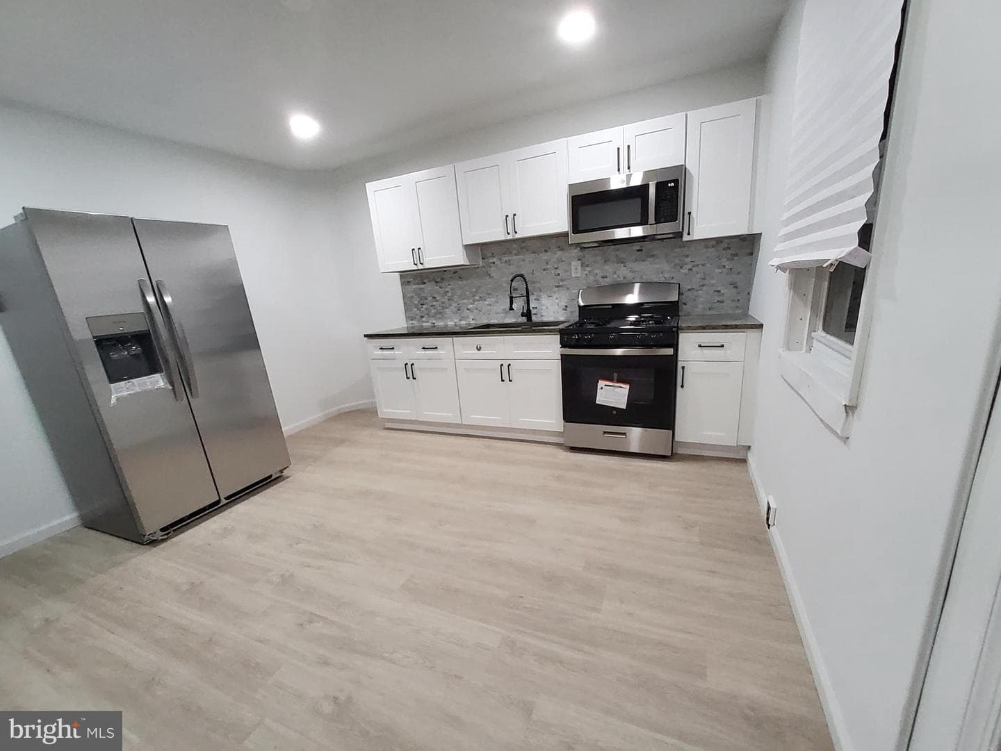 1332 S Stanley Street photo 12