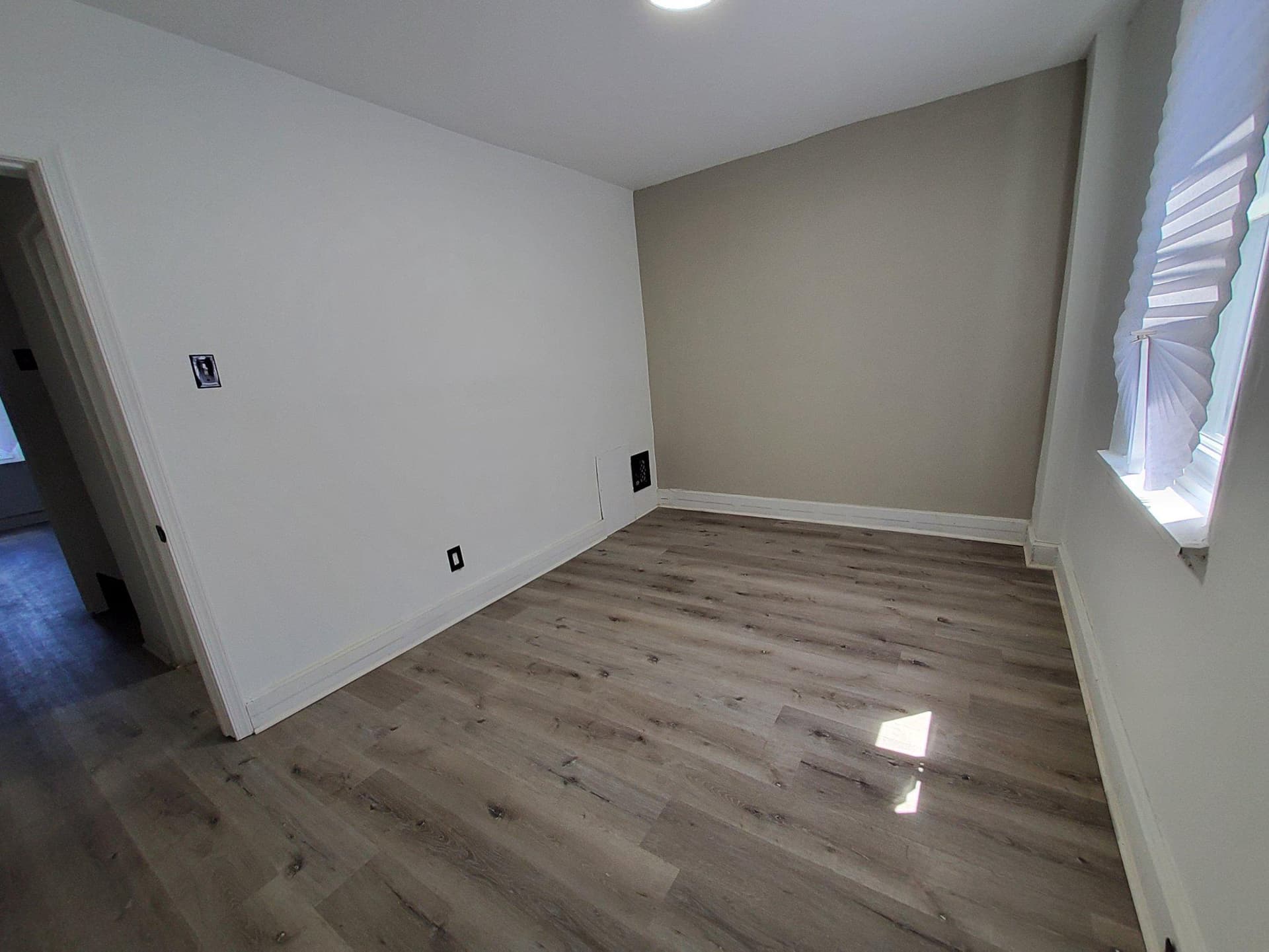 1332 S Stanley Street photo 29