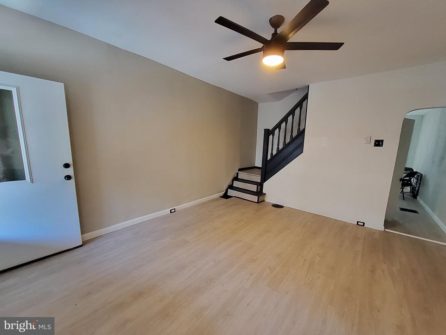 1332 S Stanley Street photo 9