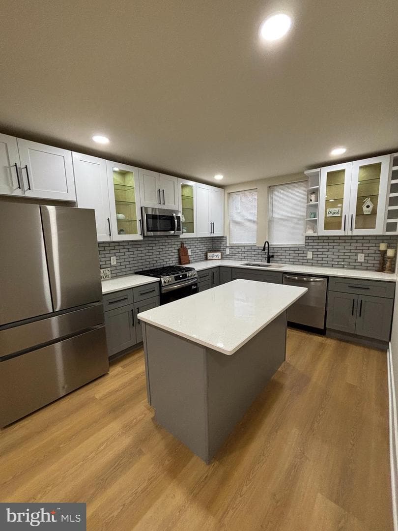 7423 Beverly Road photo 5