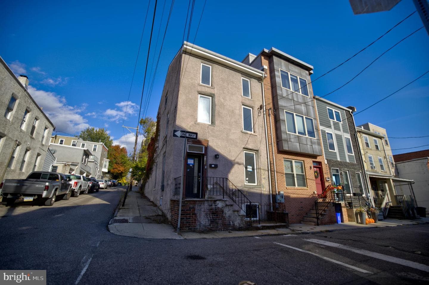 4333 Fleming Street photo 2