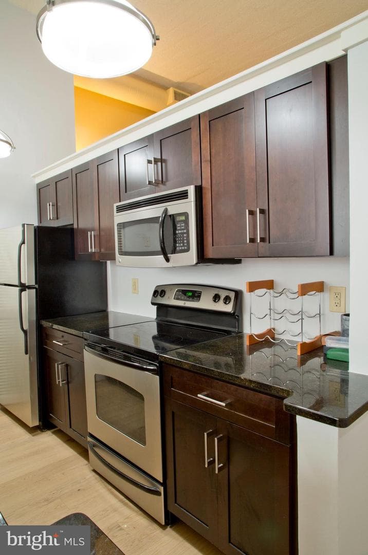 2429 Locust Street #411 photo 6
