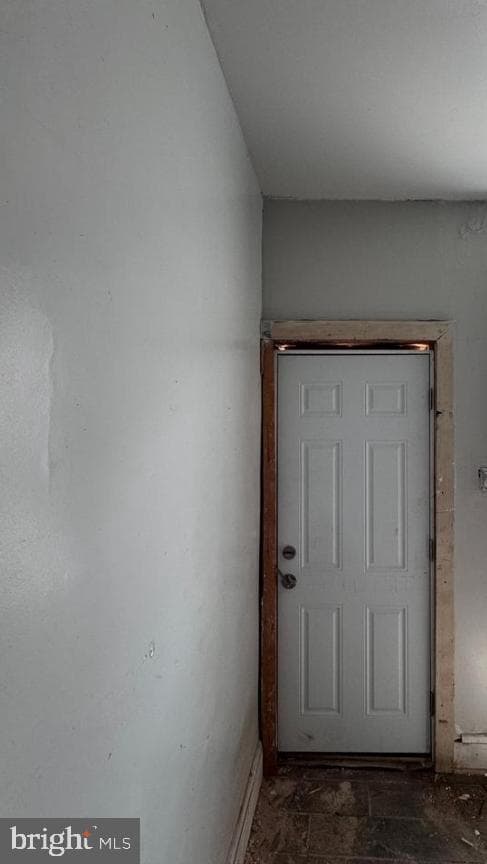 1211 Firth Street photo 7