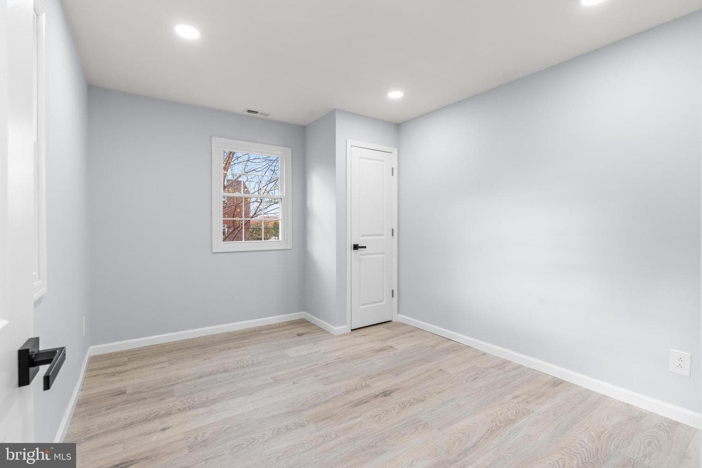 11046 Ferndale Street photo 11