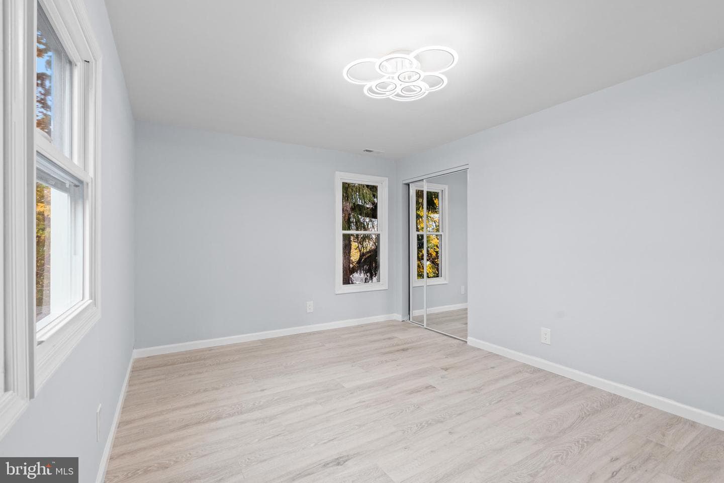 11046 Ferndale Street photo 18