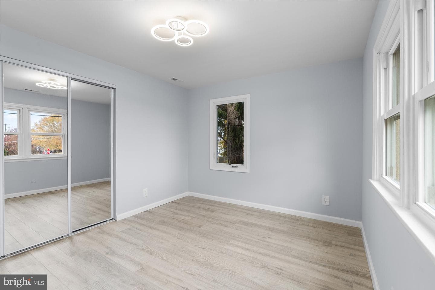 11046 Ferndale Street photo 20