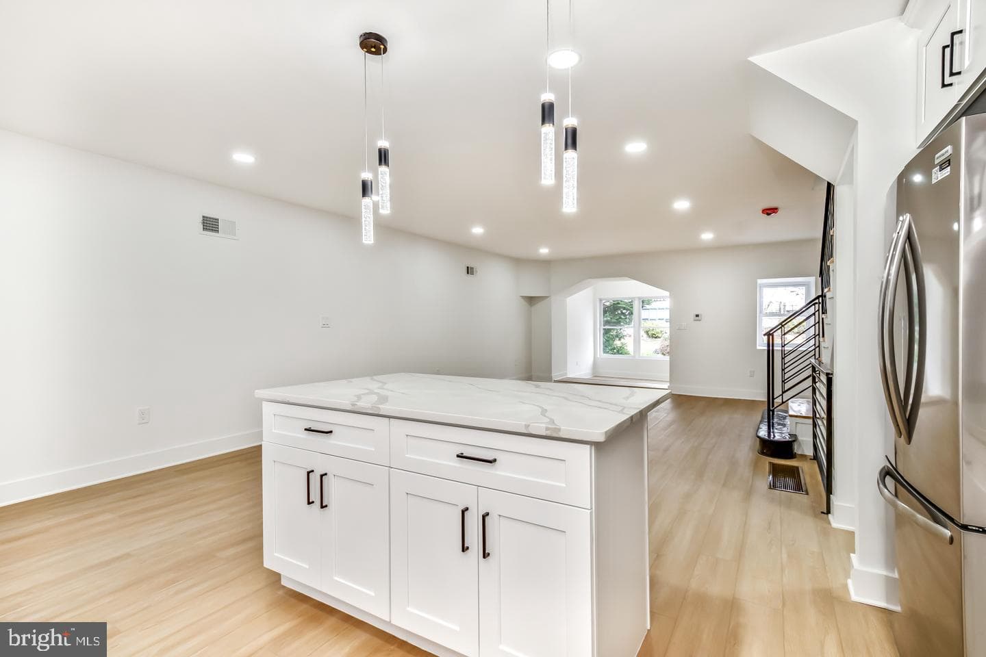 5640 Wyndale Avenue photo 6