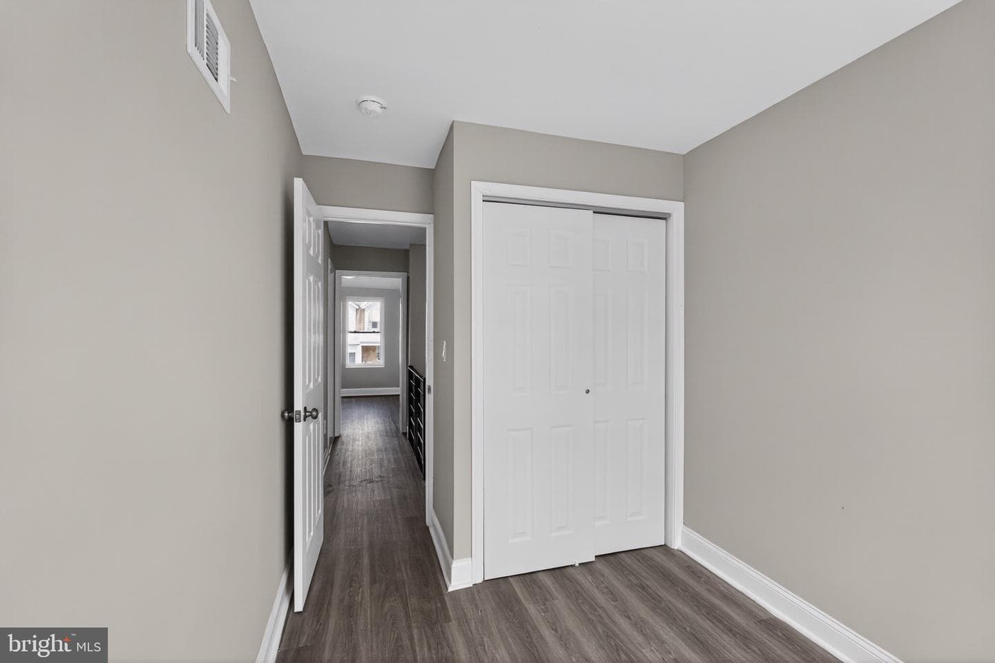 930 E Price Street photo 20