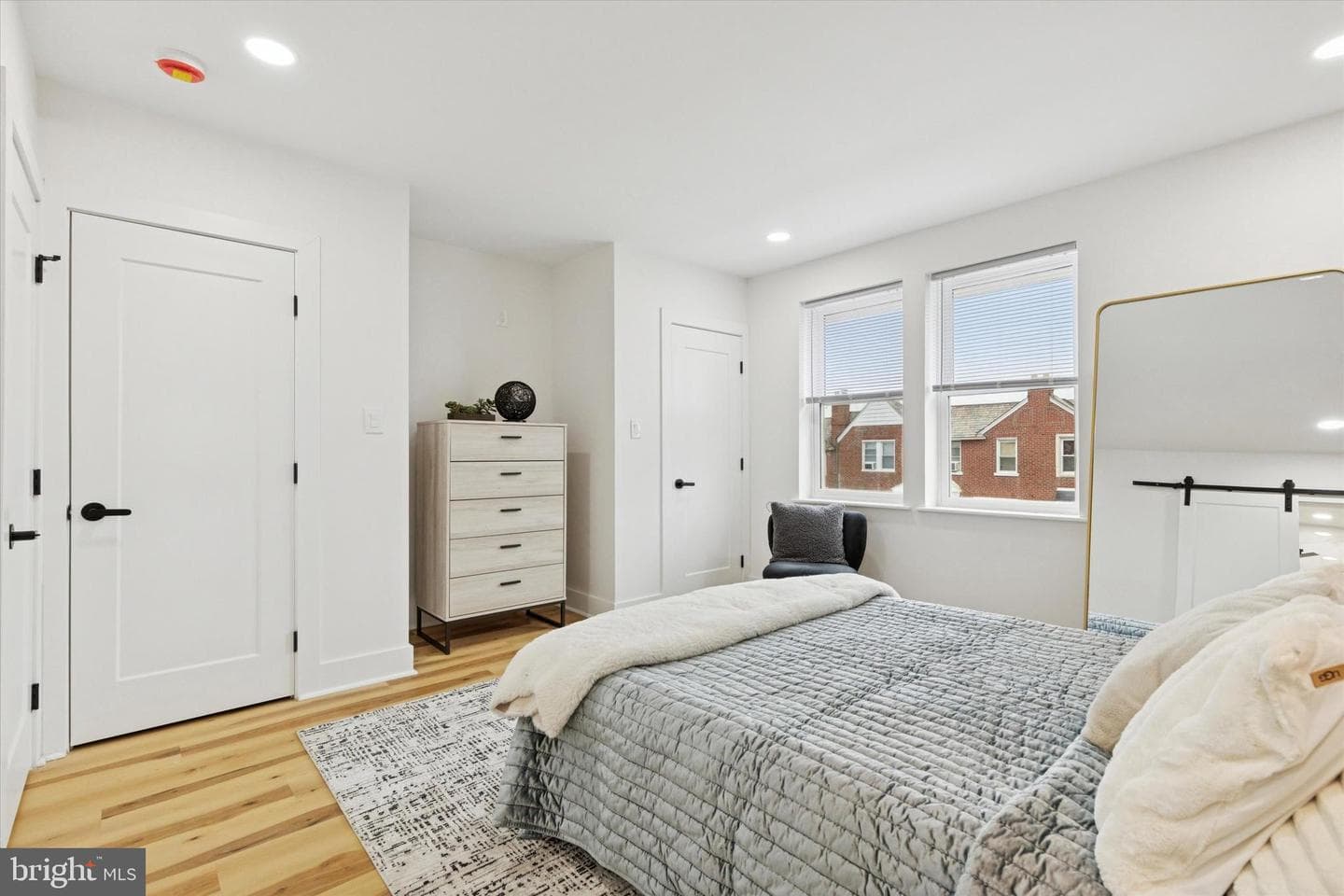 1730 E Mayland Street photo 15