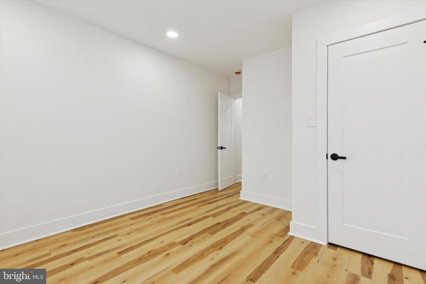 1730 E Mayland Street photo 18