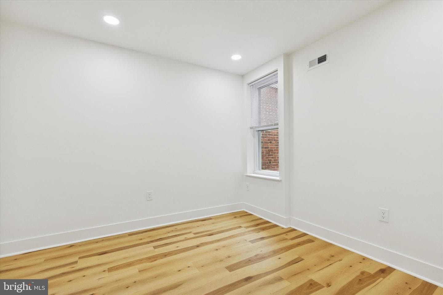 1730 E Mayland Street photo 20